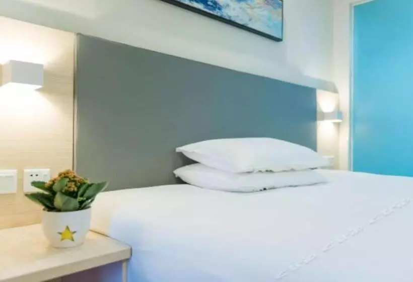 Hanting Hotel Xiamen Wenzao Metro Station