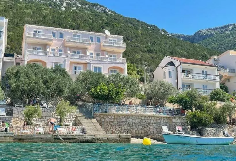 تختخواب و صبحانه Villa Ancora