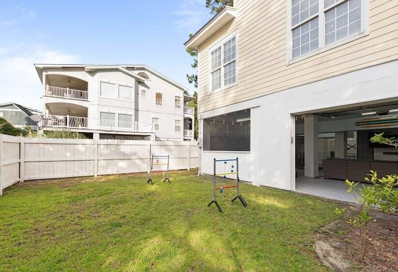 Captain Champs Castaway