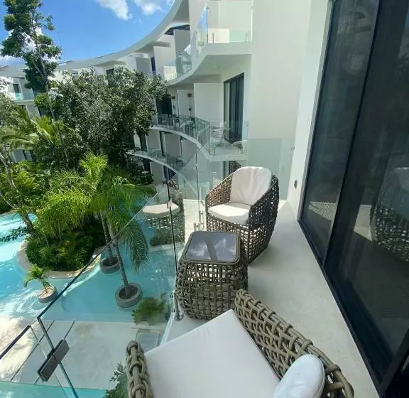 Central Park   Luxury Eco Friendly Studio