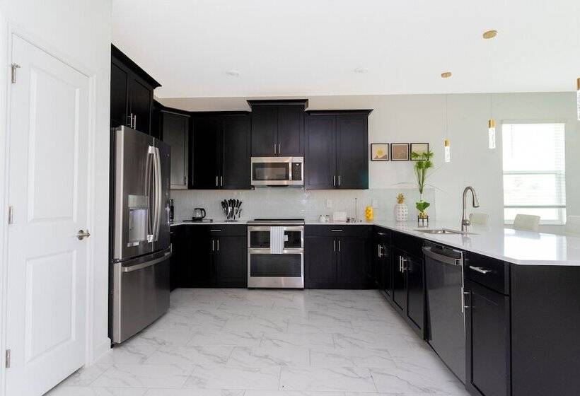 Joyful 8bd Single Family W Pool @champions Gate 9262