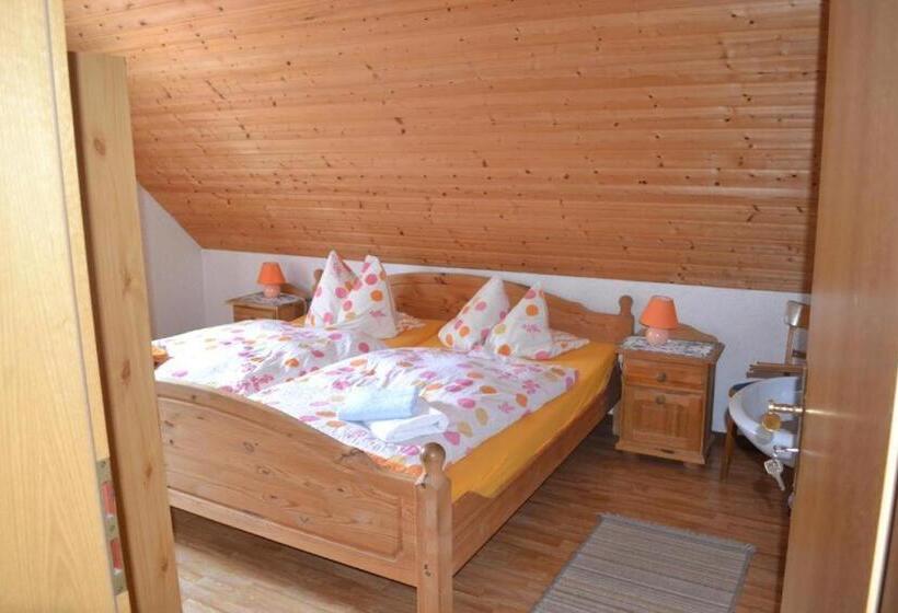 ペンション Birkengaststätte