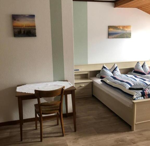 ペンション Birkengaststätte