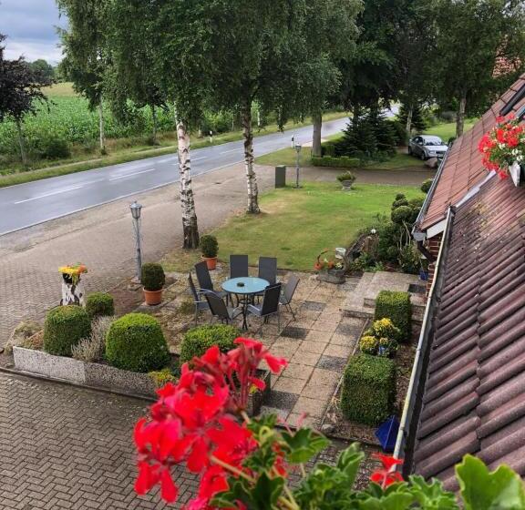 ペンション Birkengaststätte