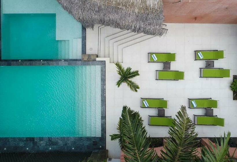 Hotel New Nautilus Lodge