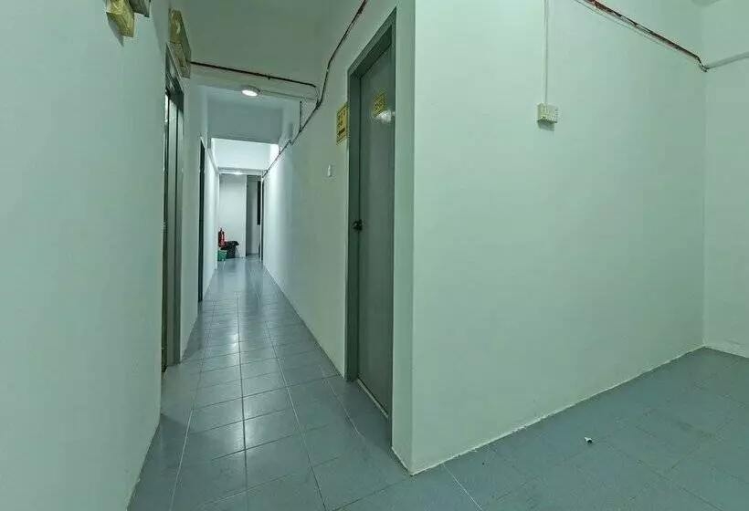 ホテル Oyo 90544 M&h