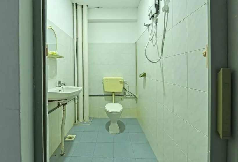 ホテル Oyo 90544 M&h