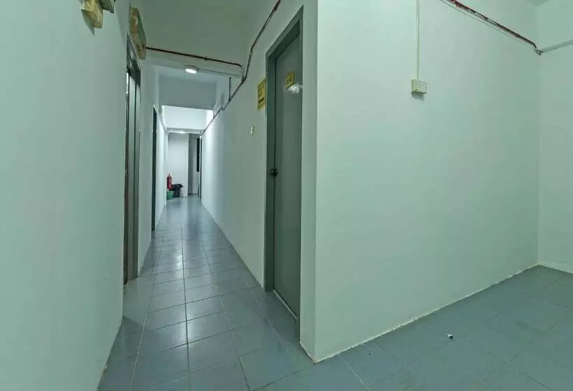 ホテル Oyo 90544 M&h