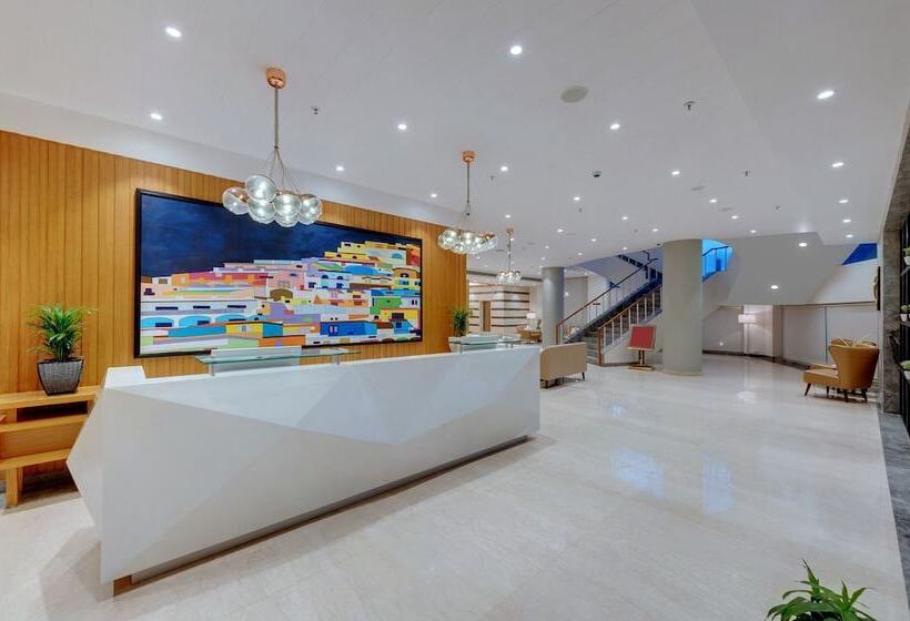 Hotelli The Fern Residency Turbhe