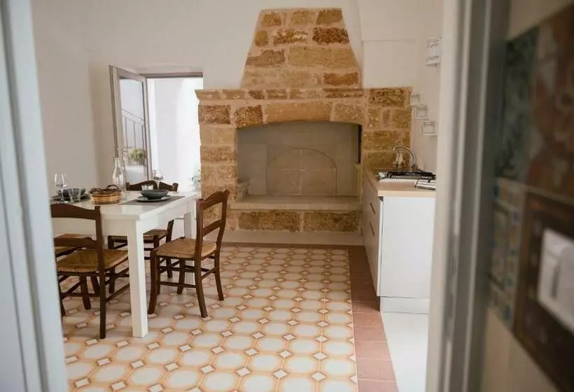 Aamiaismajoitus (B&B) Dimora Zio Vito