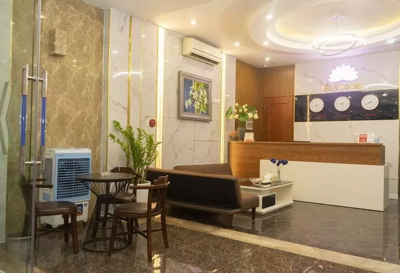 Sen Hotel My Dinh Song Da 미딩
