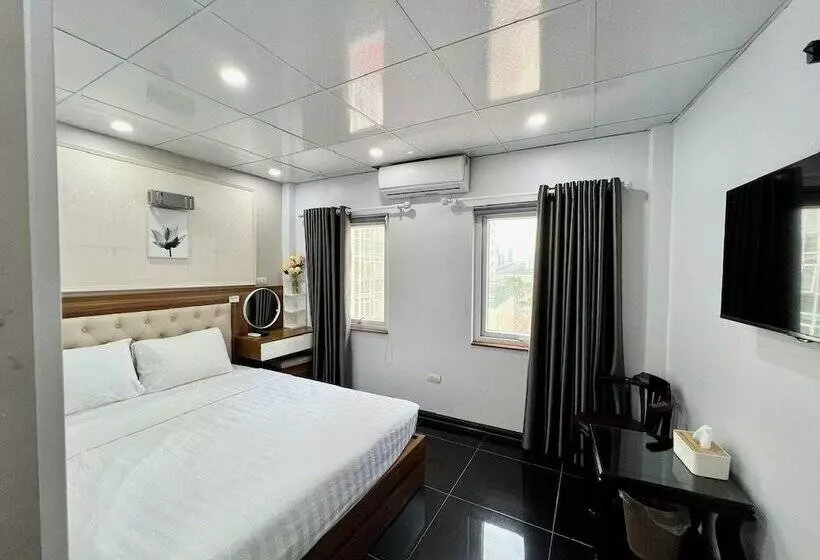 Sen Hotel My Dinh Song Da 미딩