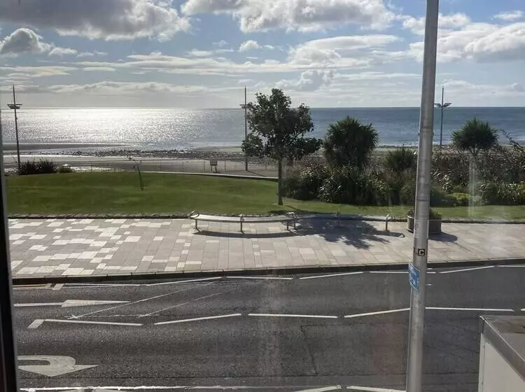 Mourne Mountain Art Apartments