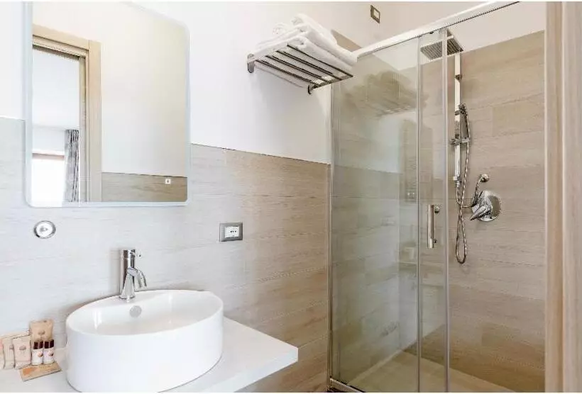 پانسیون Manfredi Sea Room