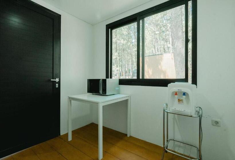 渡假胜地 Bobocabin Coban Rondo, Malang