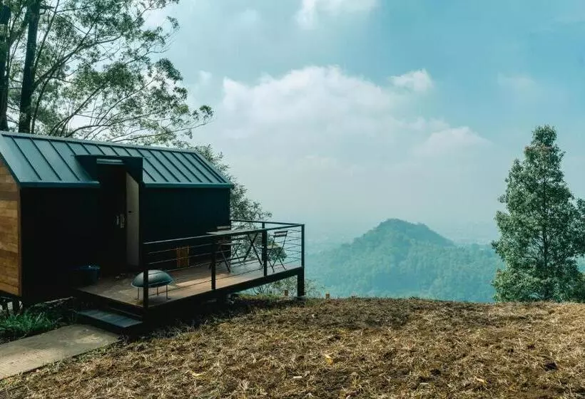 Lomakeskus Bobocabin Coban Rondo, Malang