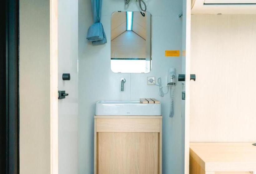 渡假胜地 Bobocabin Coban Rondo, Malang