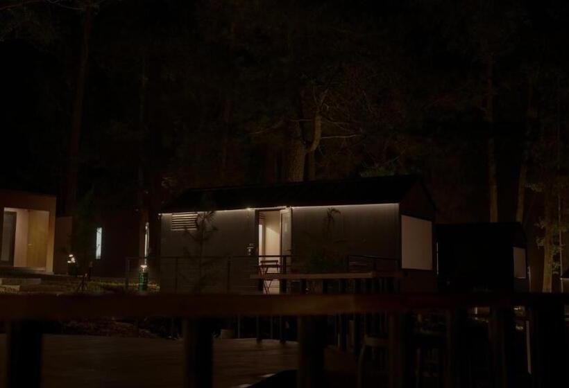 渡假胜地 Bobocabin Coban Rondo, Malang