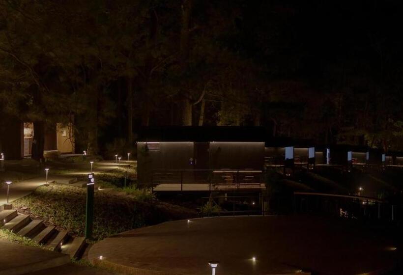 渡假胜地 Bobocabin Coban Rondo, Malang