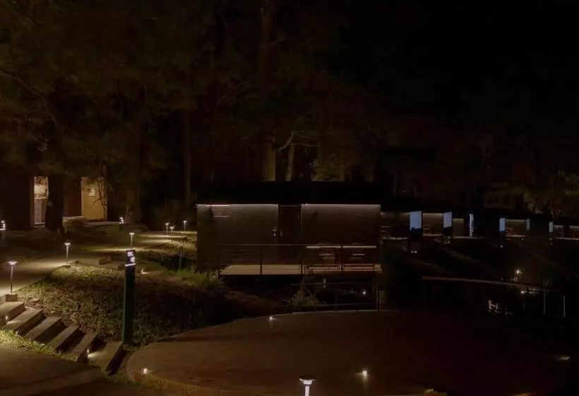 Lomakeskus Bobocabin Coban Rondo, Malang