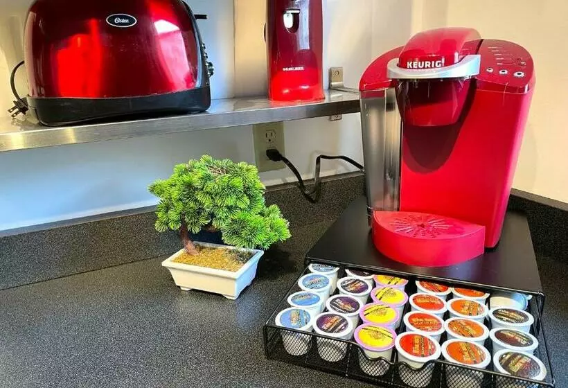 Gorgeous Ski On/off 2 Br Sleeps 8 Jiminy Must See Luxury