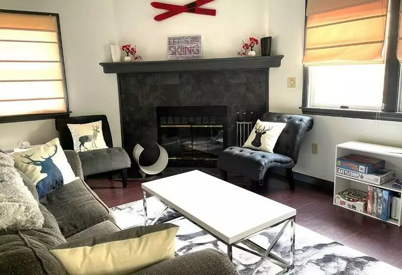 Gorgeous Ski On/off 2 Br Sleeps 8 Jiminy Must See Luxury