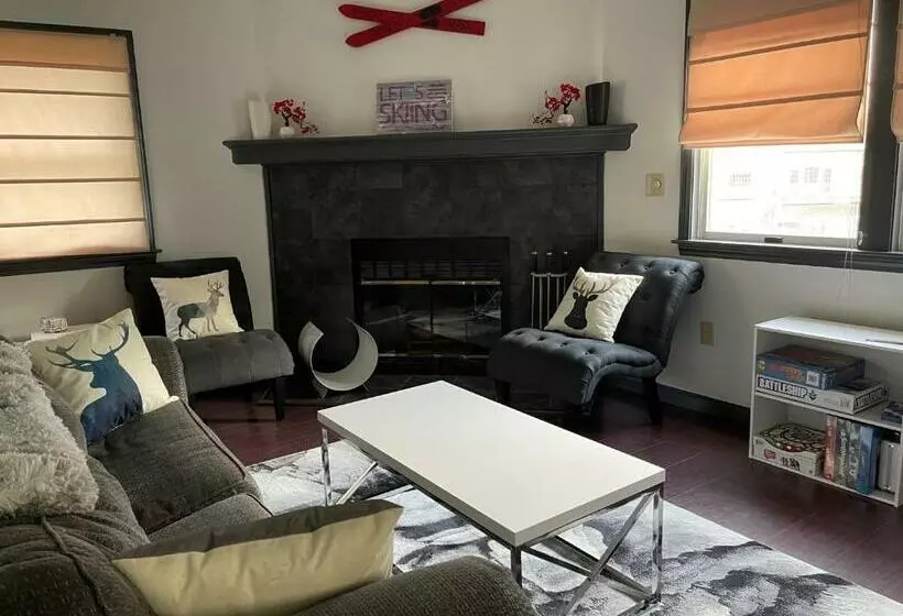 Gorgeous Ski On/off 2 Br Sleeps 8 Jiminy Must See Luxury