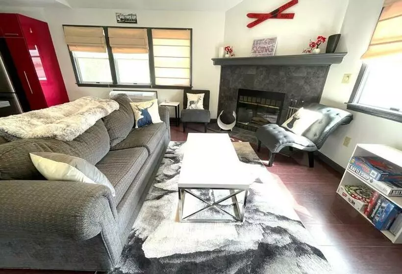 Gorgeous Ski On/off 2 Br Sleeps 8 Jiminy Must See Luxury