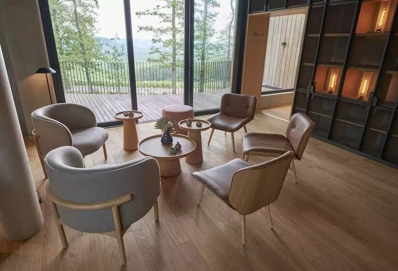 Loisium Wine & Spa Hotel Champagne