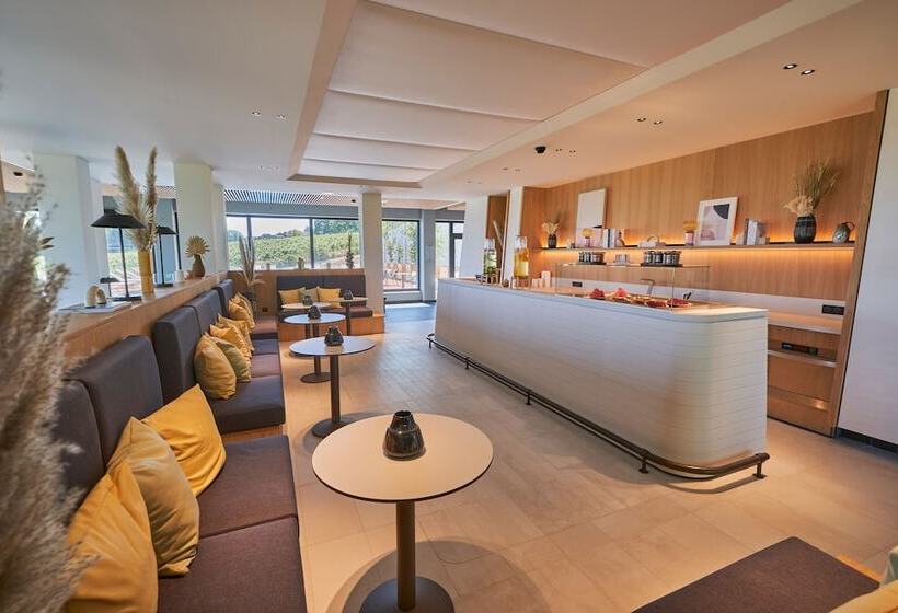 Loisium Wine & Spa Hotel Champagne