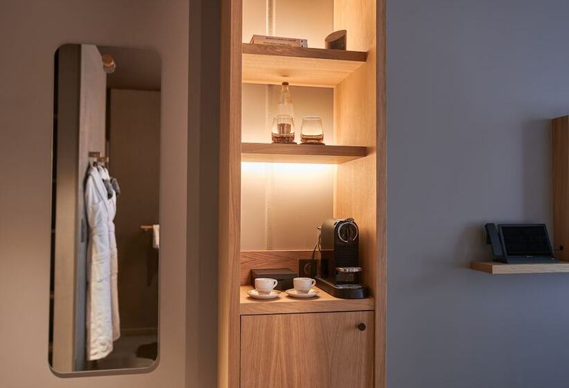 Loisium Wine & Spa Hotel Champagne