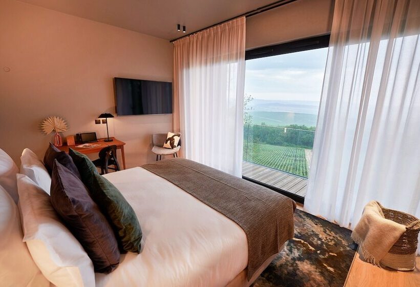 Loisium Wine & Spa Hotel Champagne