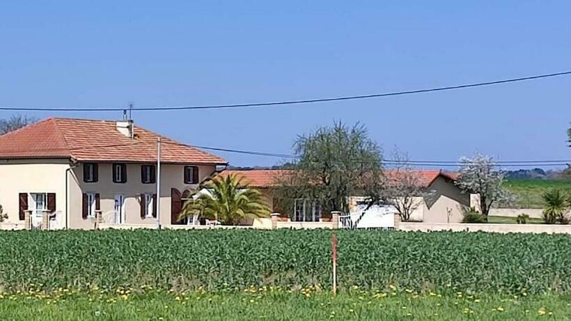 Пансион Le Domaine De Laurolie