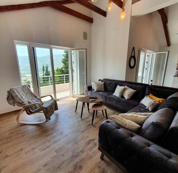 پانسیون Villa Rada