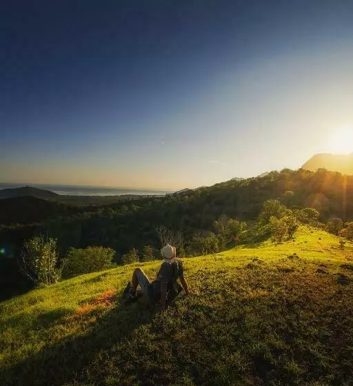 リゾートホテル Sumberkima Hill Retreat 2