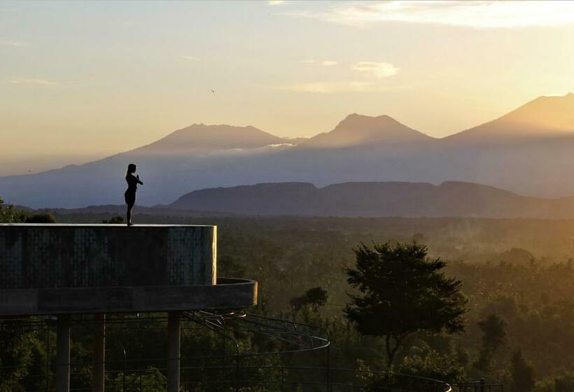 リゾートホテル Sumberkima Hill Retreat 2