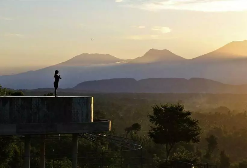 リゾートホテル Sumberkima Hill Retreat 2