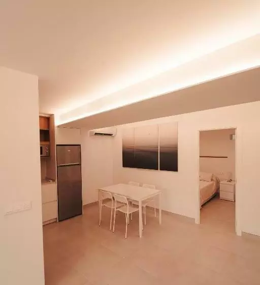 Palm Suites