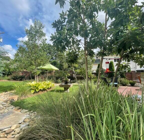 Пансион 5 Stars In Eastover