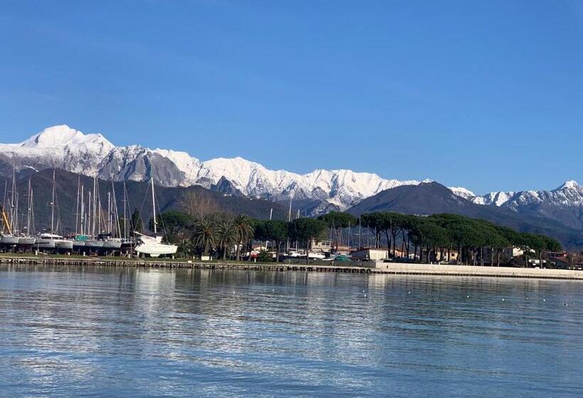פנסיון Ferienhäuschen, Ländlich, Nah Am Meer, Casetta In Campagna Vicino Al Mare ,ariacondizionata