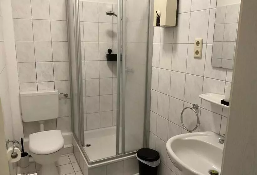 ペンション Monteurzimmer Dorfstube Hasede