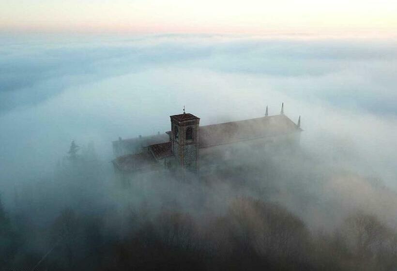 리조트 Annunciata Soul Retreat