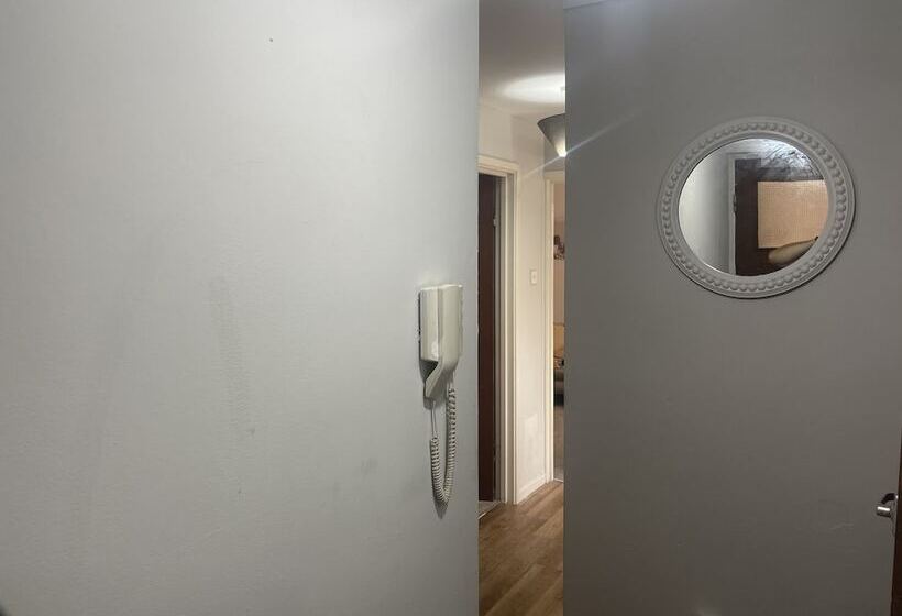 Beautiful One Bed Apartment In Cardiff Good Links