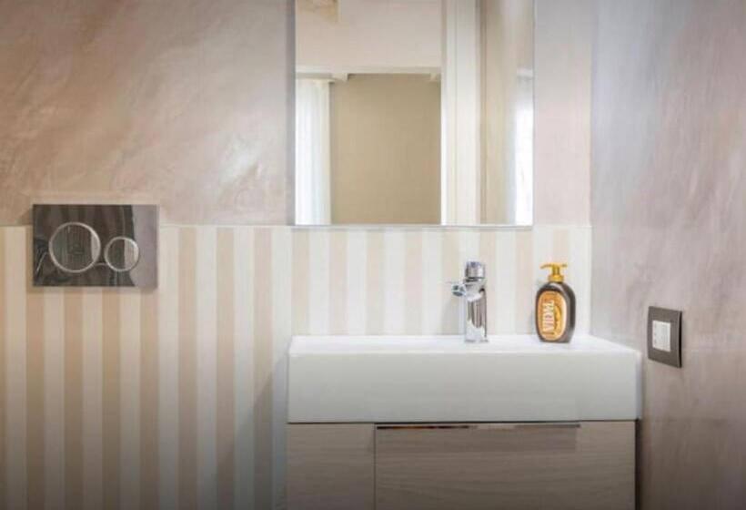 مبيت وإفطار Accademia 21