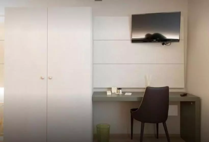 ベッドアンドブレックファースト Accademia 21