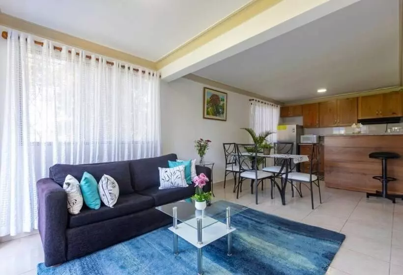 Cozy And Central Apartment 1br 1ba With Pool