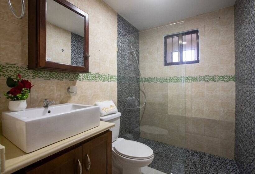 Cozy And Central Apartment 1br 1ba With Pool