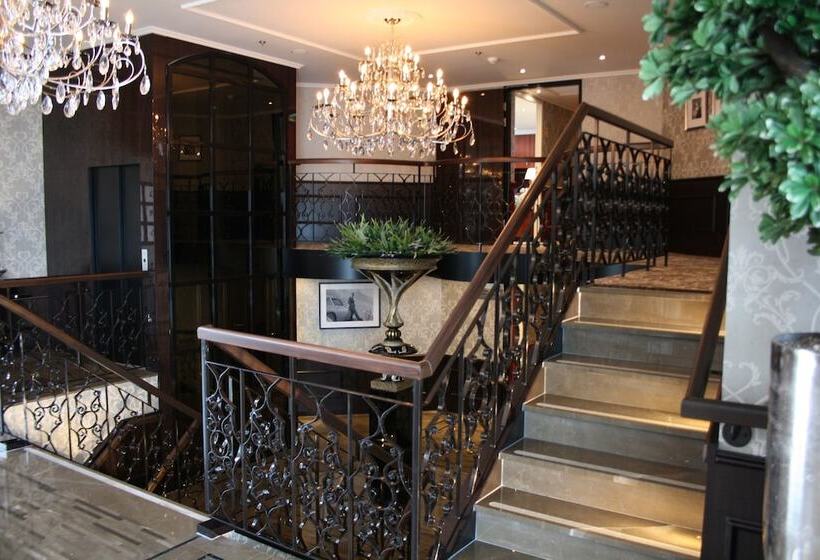 Crossgates Hotelship Altstadt   Köln