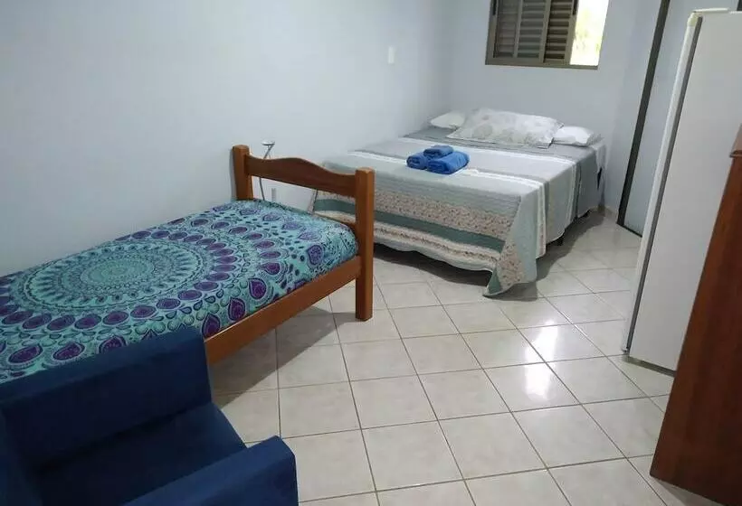 Hotelli Pousada Girassol Da Ferrugem