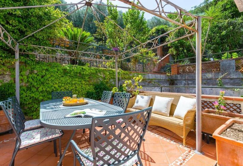 Villa With Shared Pool In Massa Lubrense By Wonderful Italy